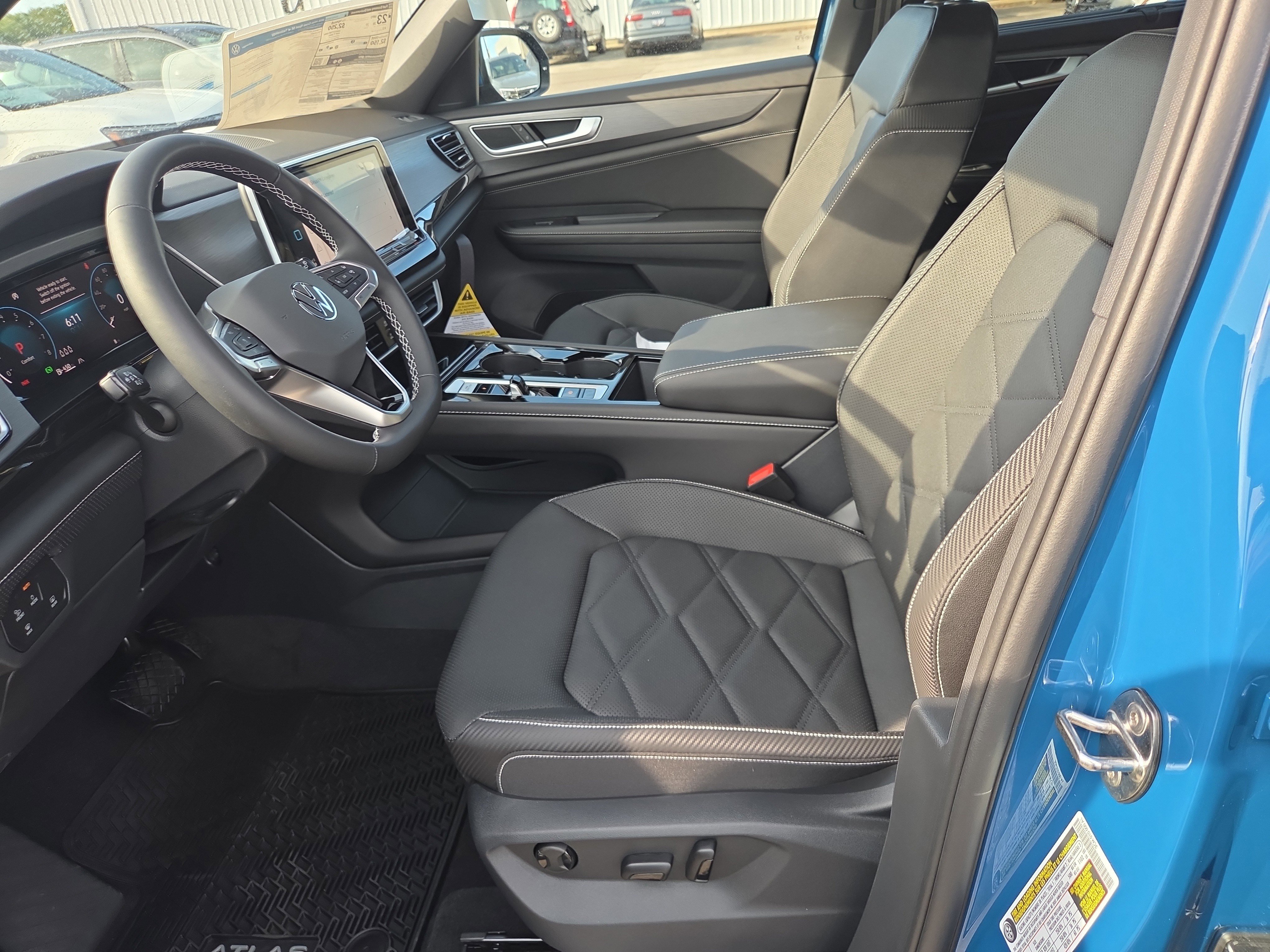 New 2026 Volkswagen Atlas Cross Sport SE image 4