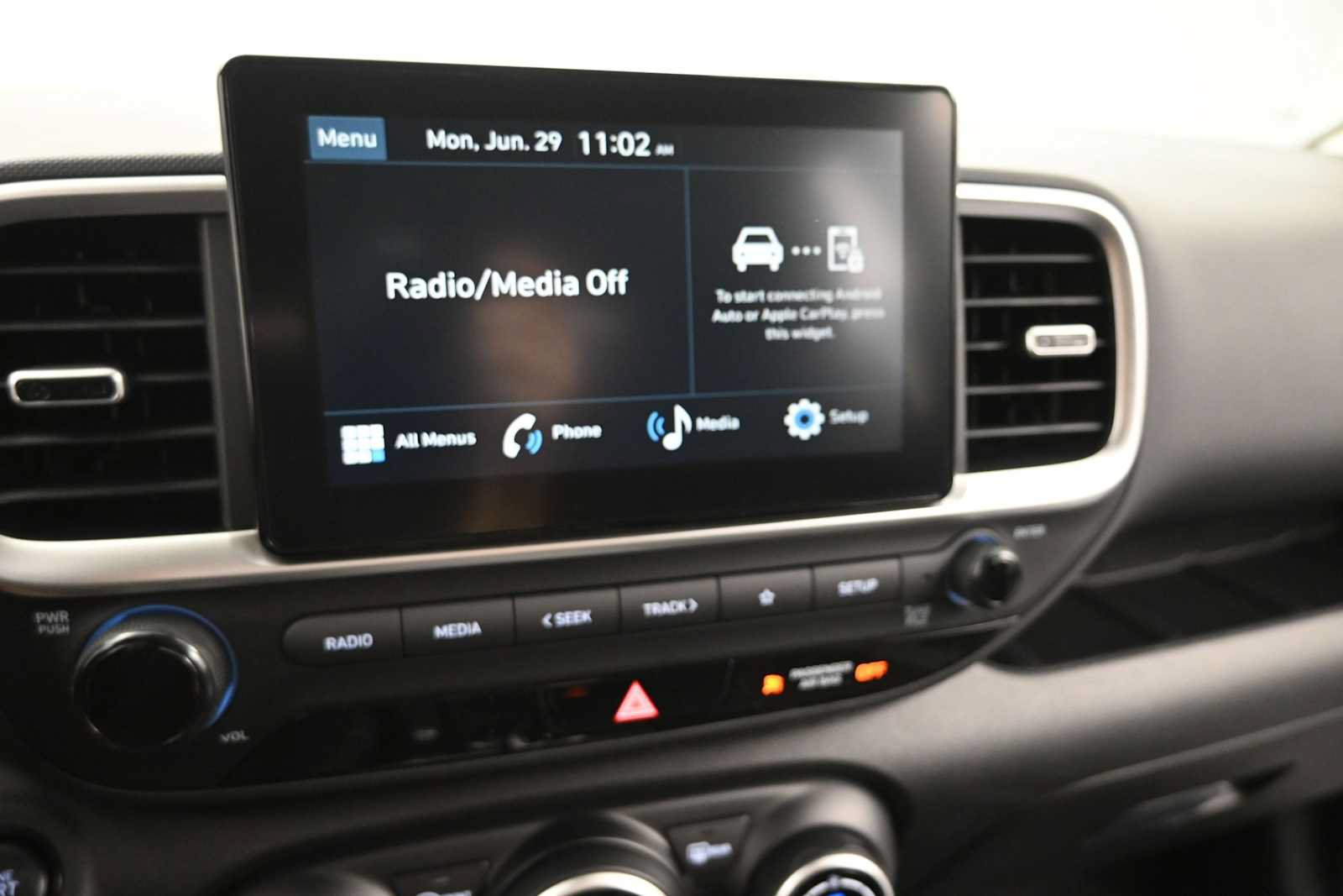 New 2026 Hyundai Venue SEL FWD image 18