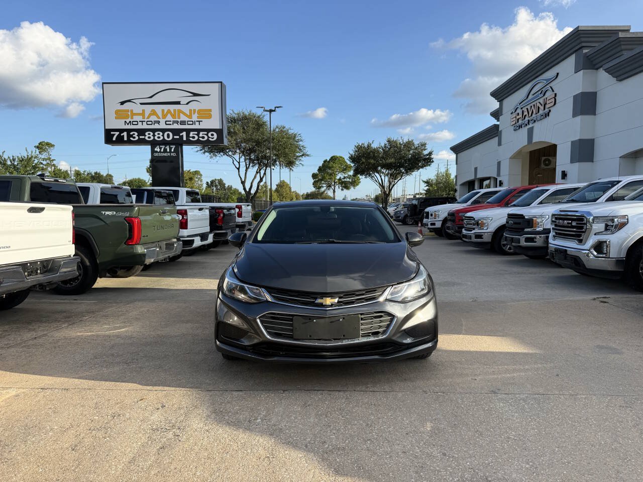Used 2018 Chevrolet Cruze LT w/ Convenience Package FWD image 38