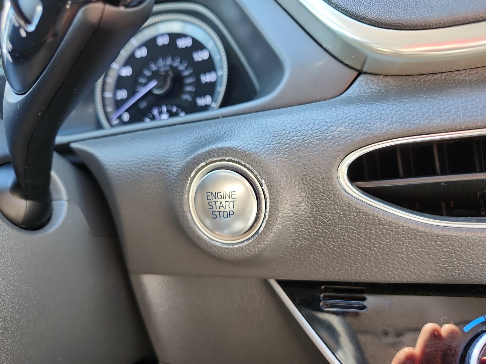 Used 2022 Hyundai Sonata SEL FWD image 19