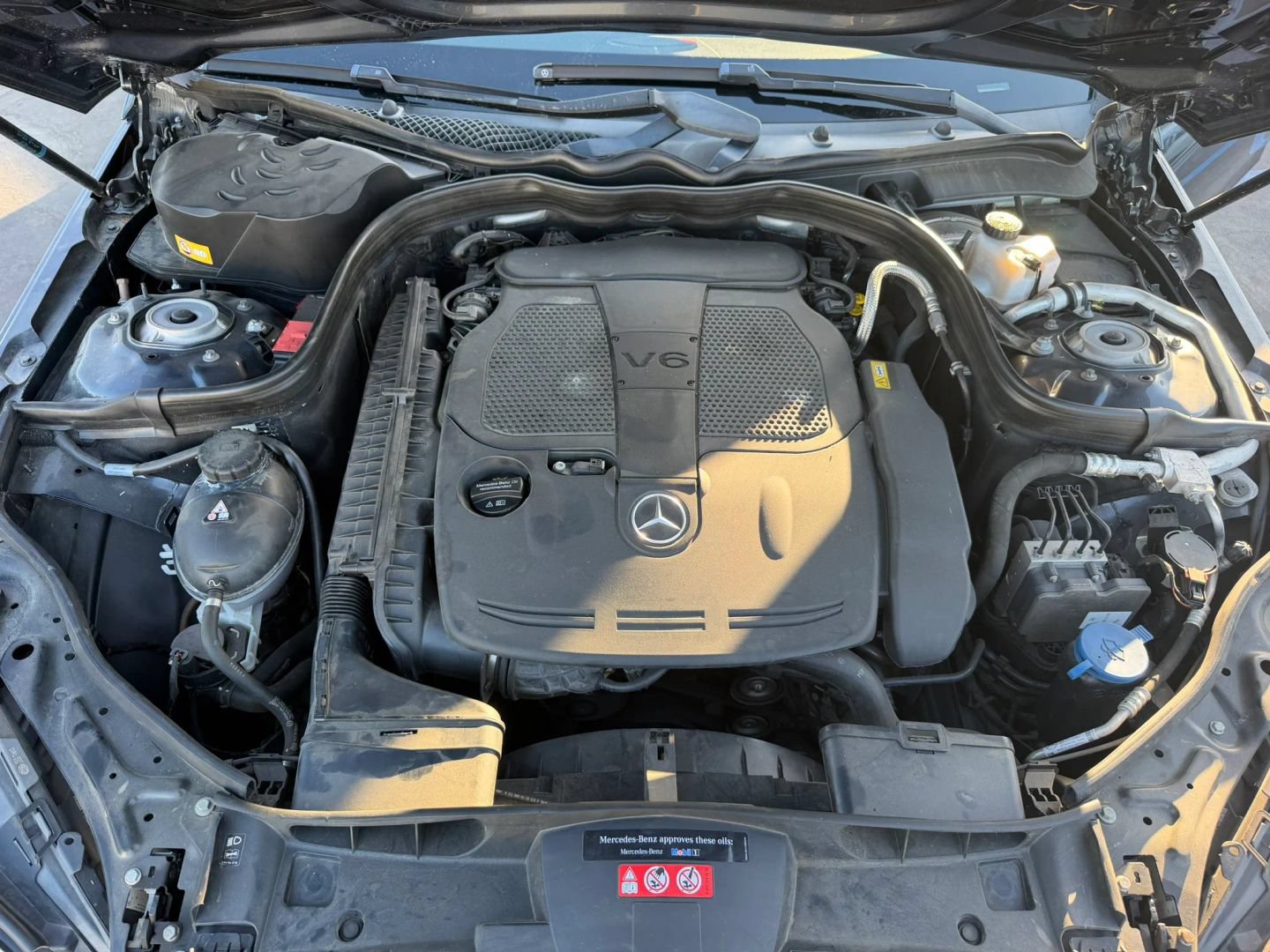 Used 2016 Mercedes-Benz E 350 Sedan image 32