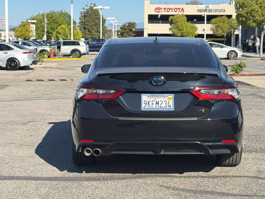 Certified 2024 Toyota Camry SE w/ Convenience Package FWD image 4