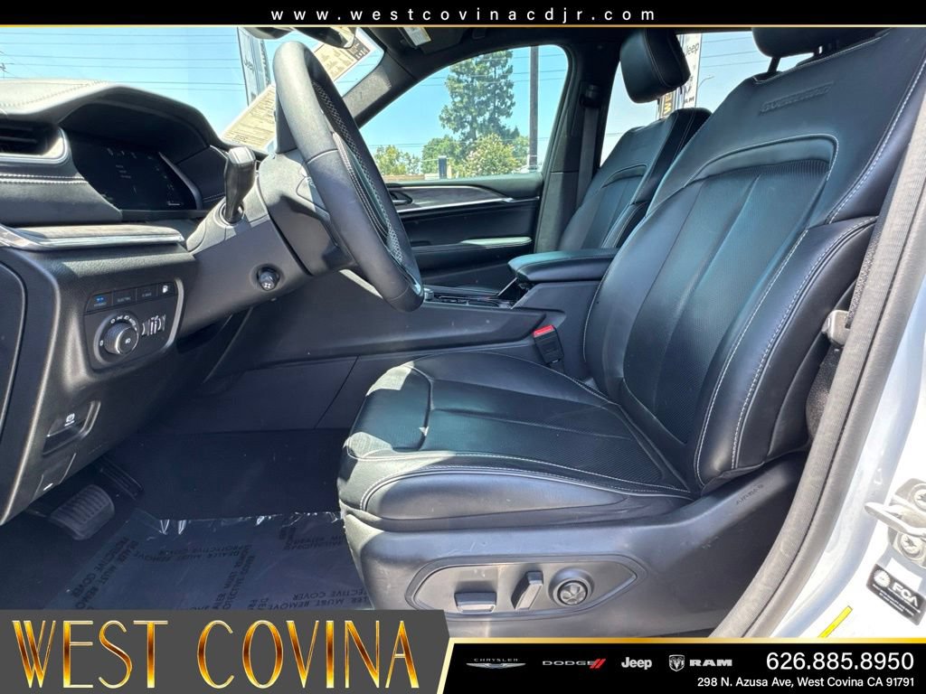 Used 2023 Jeep Grand Cherokee Overland AWD/4WD image 22