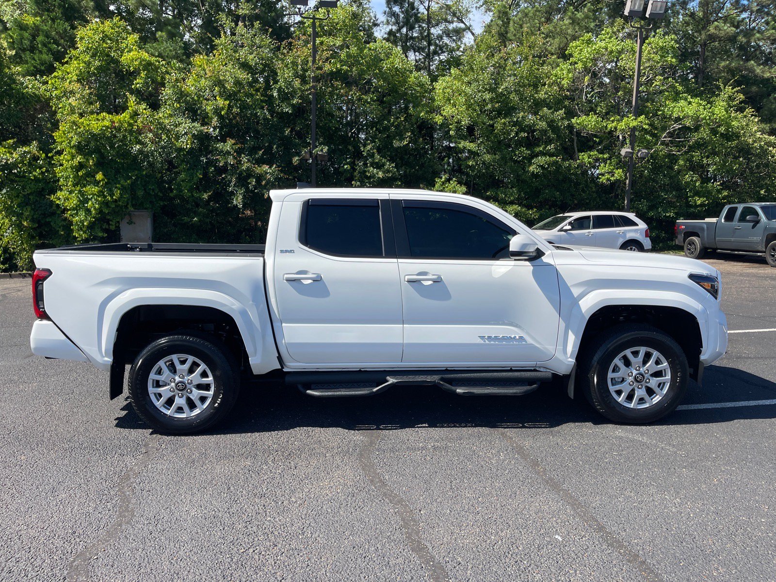 Used 2025 Toyota Tacoma SR5 RWD image 21