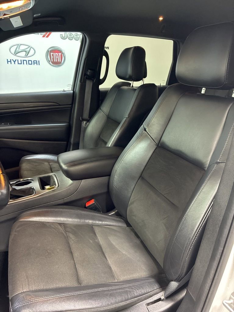 Used 2021 Jeep Grand Cherokee Laredo X image 10