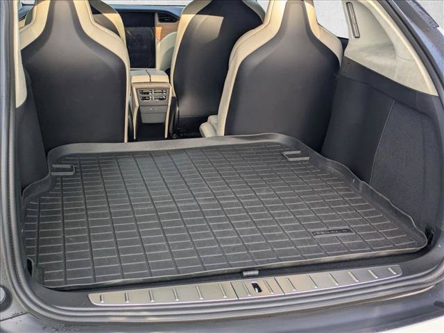 Used 2019 Tesla Model X 75D AWD/4WD image 6