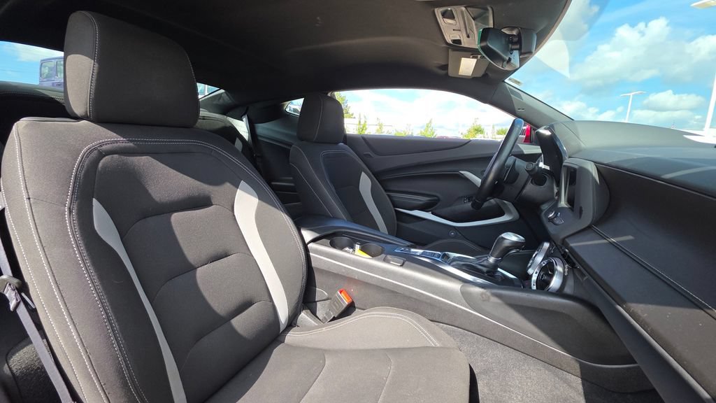 Used 2023 Chevrolet Camaro LT RWD image 12