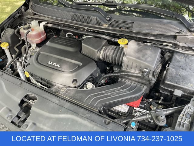 Used 2018 Chrysler Pacifica Touring-L w/ Premium Audio Group FWD image 28