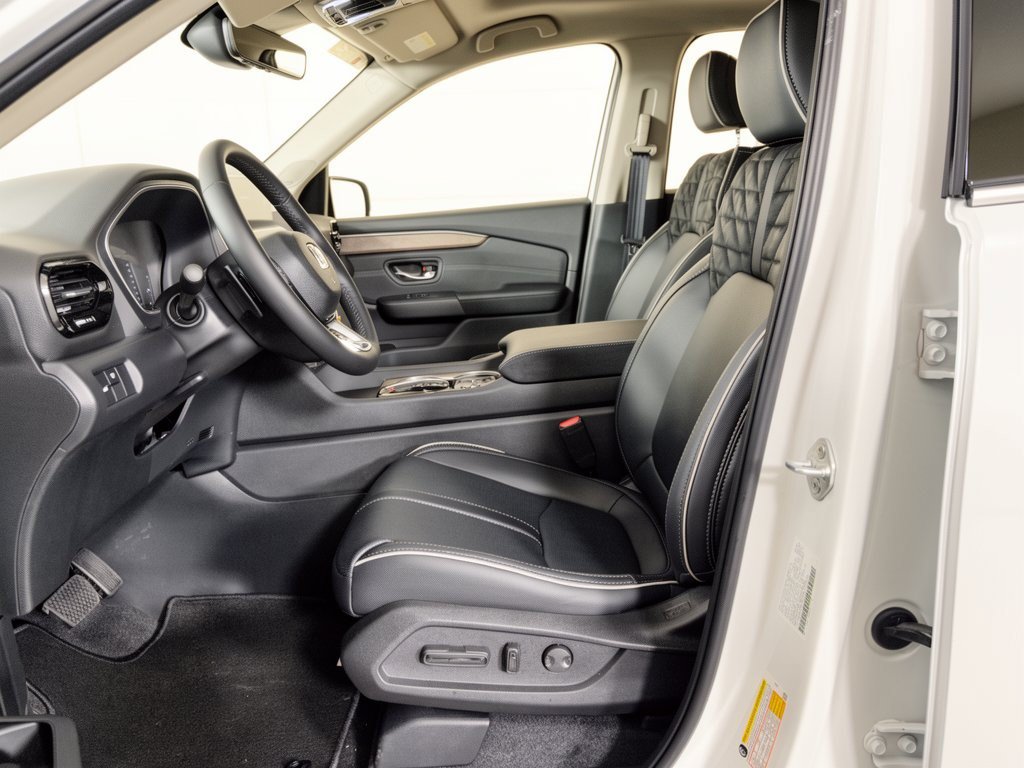 New 2026 Honda Pilot Elite image 5