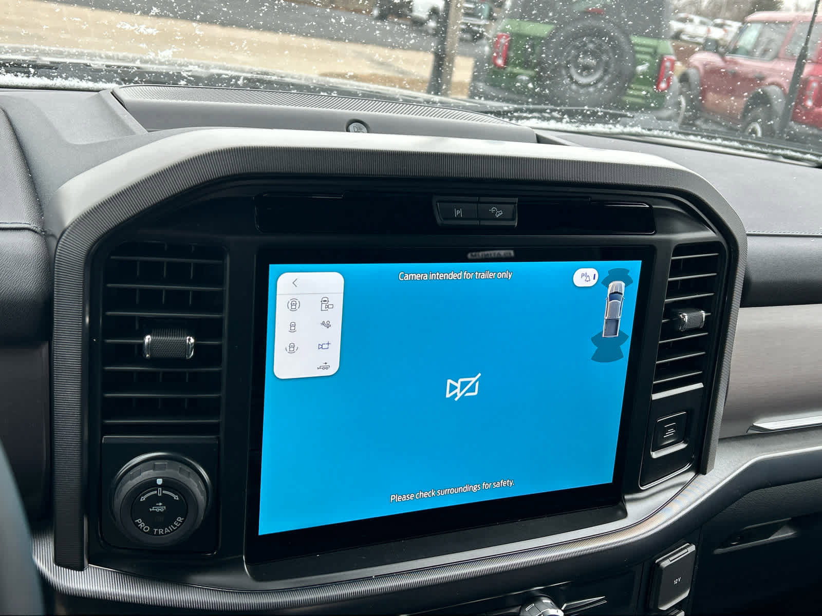 New 2025 Ford F150 Platinum w/ FX4 Off-Road Package image 37