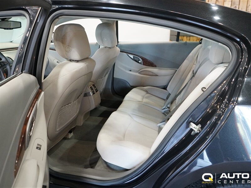 Used 2010 Buick LaCrosse CX FWD image 18