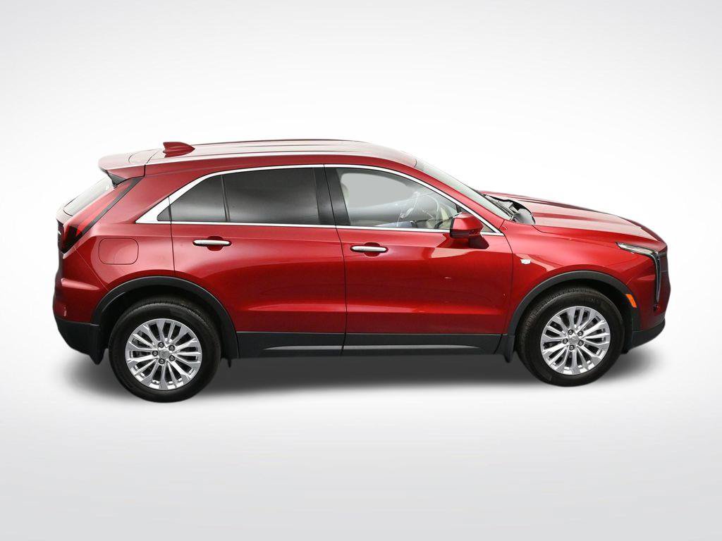 Used 2024 Cadillac XT4 Luxury w/ Cold Weather Package AWD/4WD image 21