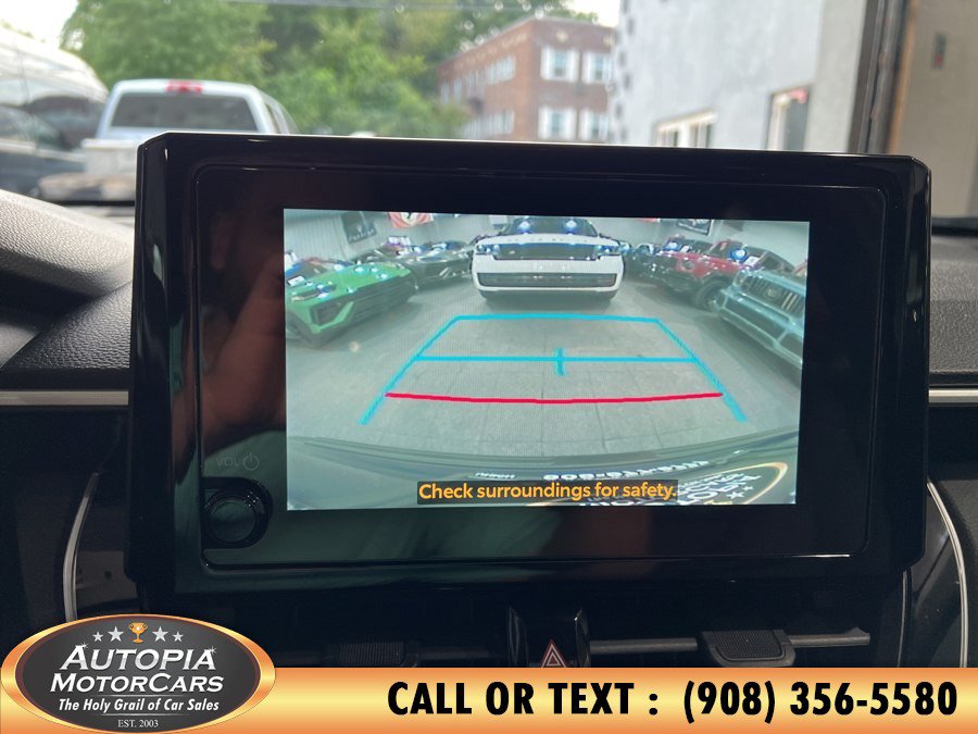 Used 2025 Toyota Corolla Cross LE w/ Moonroof Package FWD image 35