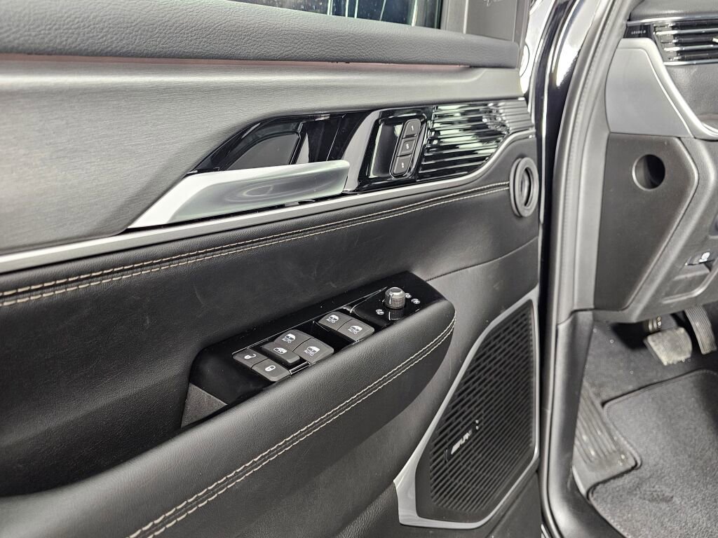 New 2026 Jeep Grand Wagoneer L Limited w/ Rear Seat Video Group I image 20