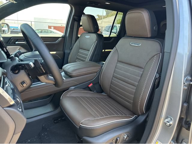New 2026 GMC Acadia Denali Ultimate w/ LPO, Floor Liner Package AWD/4WD image 26