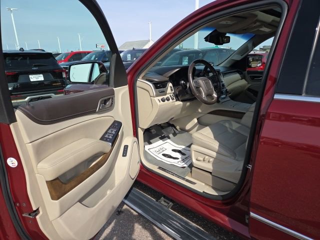 Used 2018 GMC Yukon Denali w/ Denali Ultimate Package AWD/4WD image 18