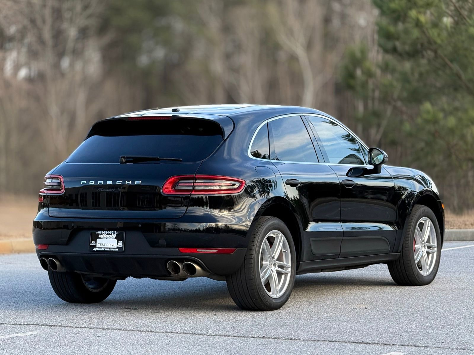 Used 2017 Porsche Macan S image 10