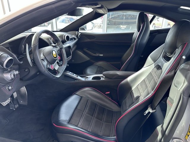 Used 2022 Ferrari Portofino M image 8