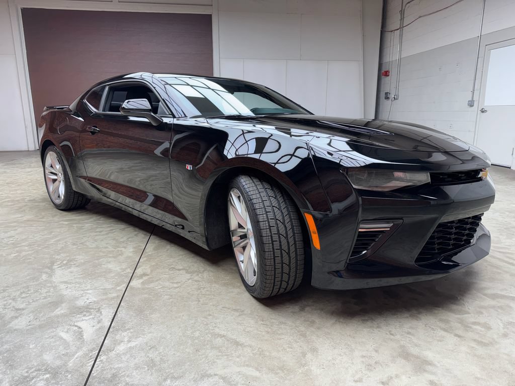 Used 2016 Chevrolet Camaro SS RWD image 7