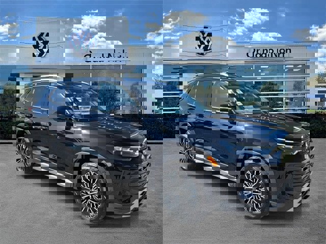 New 2025 Volkswagen Tiguan S