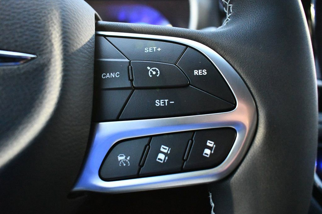 New 2026 Chrysler Pacifica Select image 19