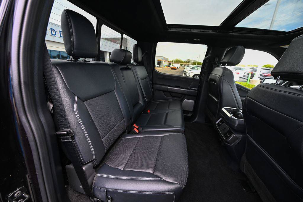 Used 2025 Ford F150 Lariat AWD/4WD image 28