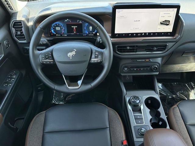 Used 2025 Ford Bronco Sport Outer Banks w/ Outer Banks Tech Package+ AWD/4WD image 13