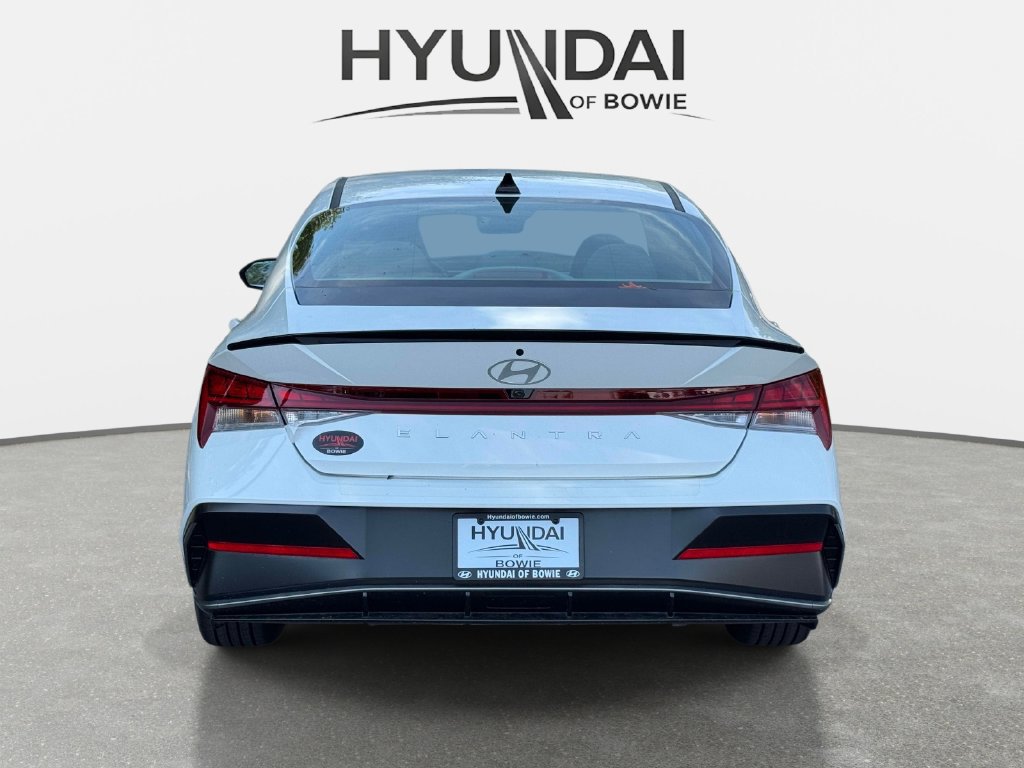 New 2026 Hyundai Elantra SEL Sport Premium FWD image 3