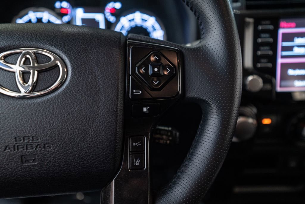 Certified 2024 Toyota 4Runner TRD Off-Road AWD/4WD image 20