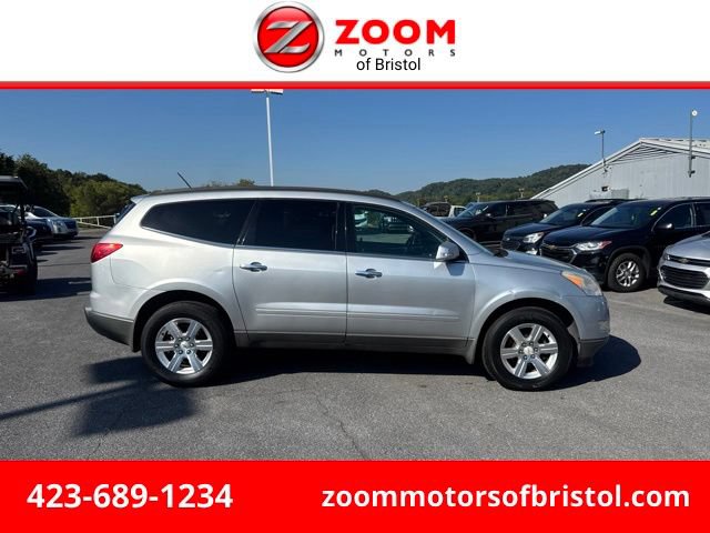 Used 2012 Chevrolet Traverse LT FWD image 1