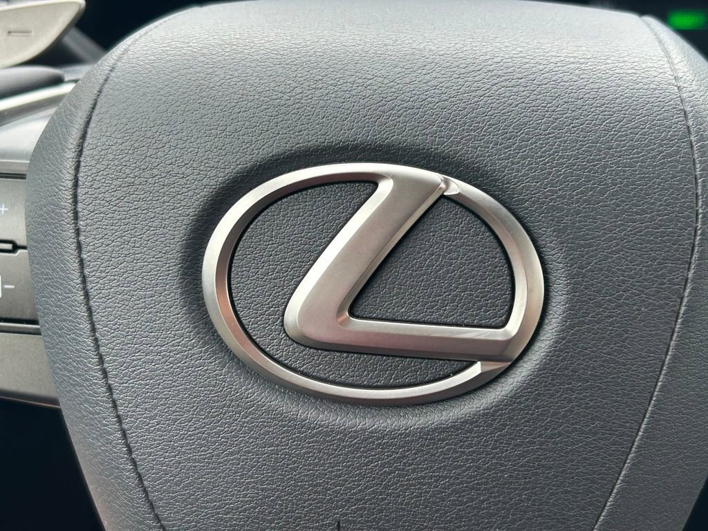 Used 2025 Lexus NX 350h AWD w/ Accessory Package (2T) image 39