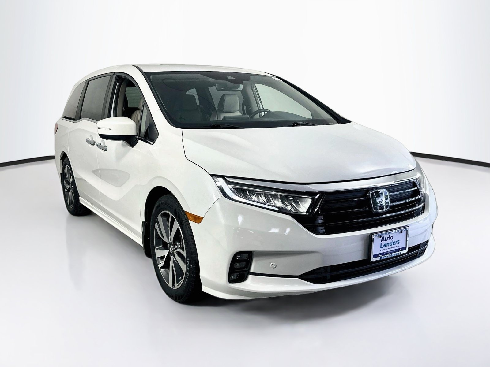 Used 2023 Honda Odyssey Touring image 3