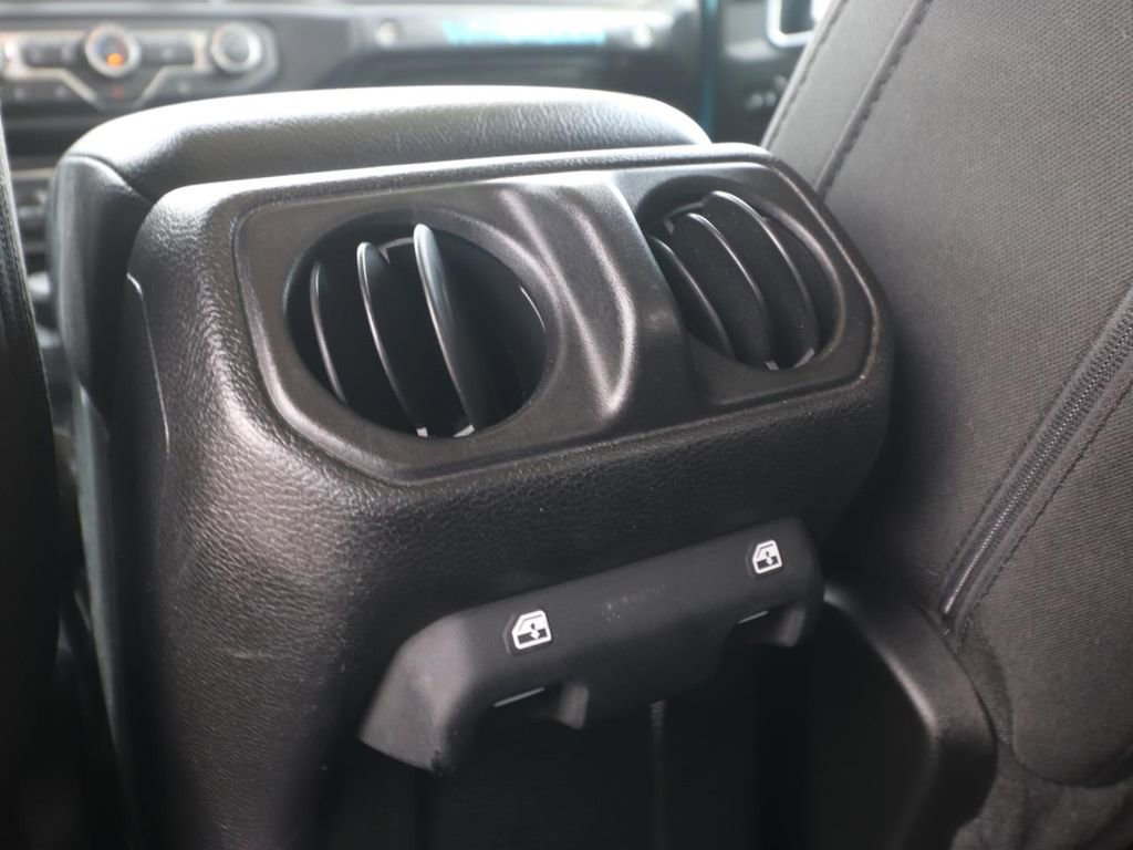 Used 2020 Jeep Wrangler Unlimited Sport S AWD/4WD image 12