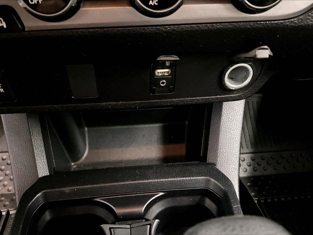 Used 2018 Toyota Tacoma SR5 image 26