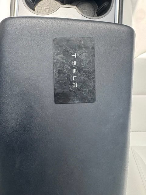 Used 2024 Tesla Model Y Performance AWD/4WD image 26