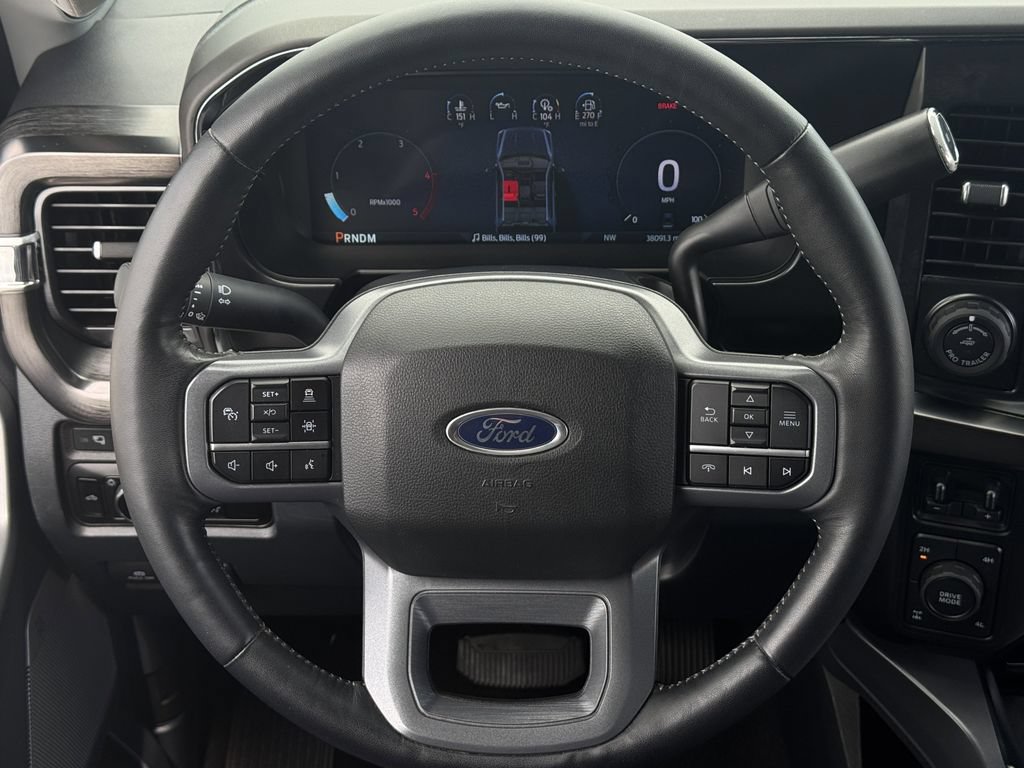 Used 2024 Ford F250 Lariat w/ Lariat Ultimate Package AWD/4WD image 15