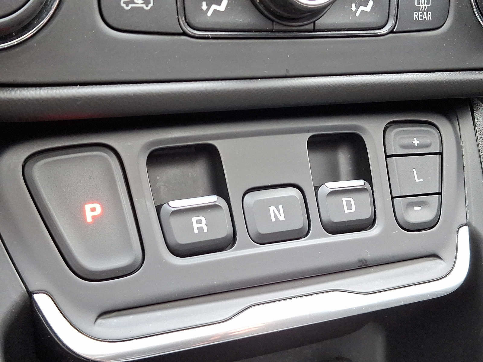 Used 2021 GMC Terrain SLE w/ Driver Convenience Package AWD/4WD image 15