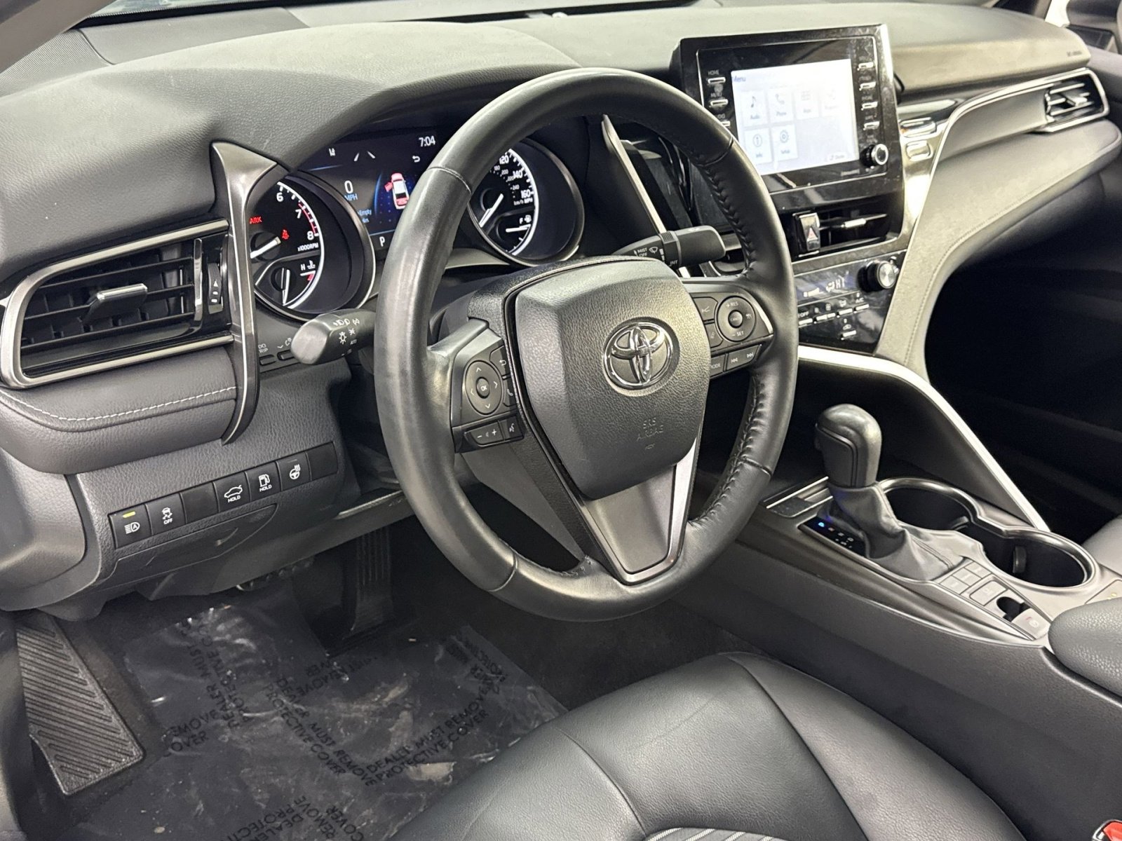 Used 2024 Toyota Camry SE w/ Cold Weather Package image 7