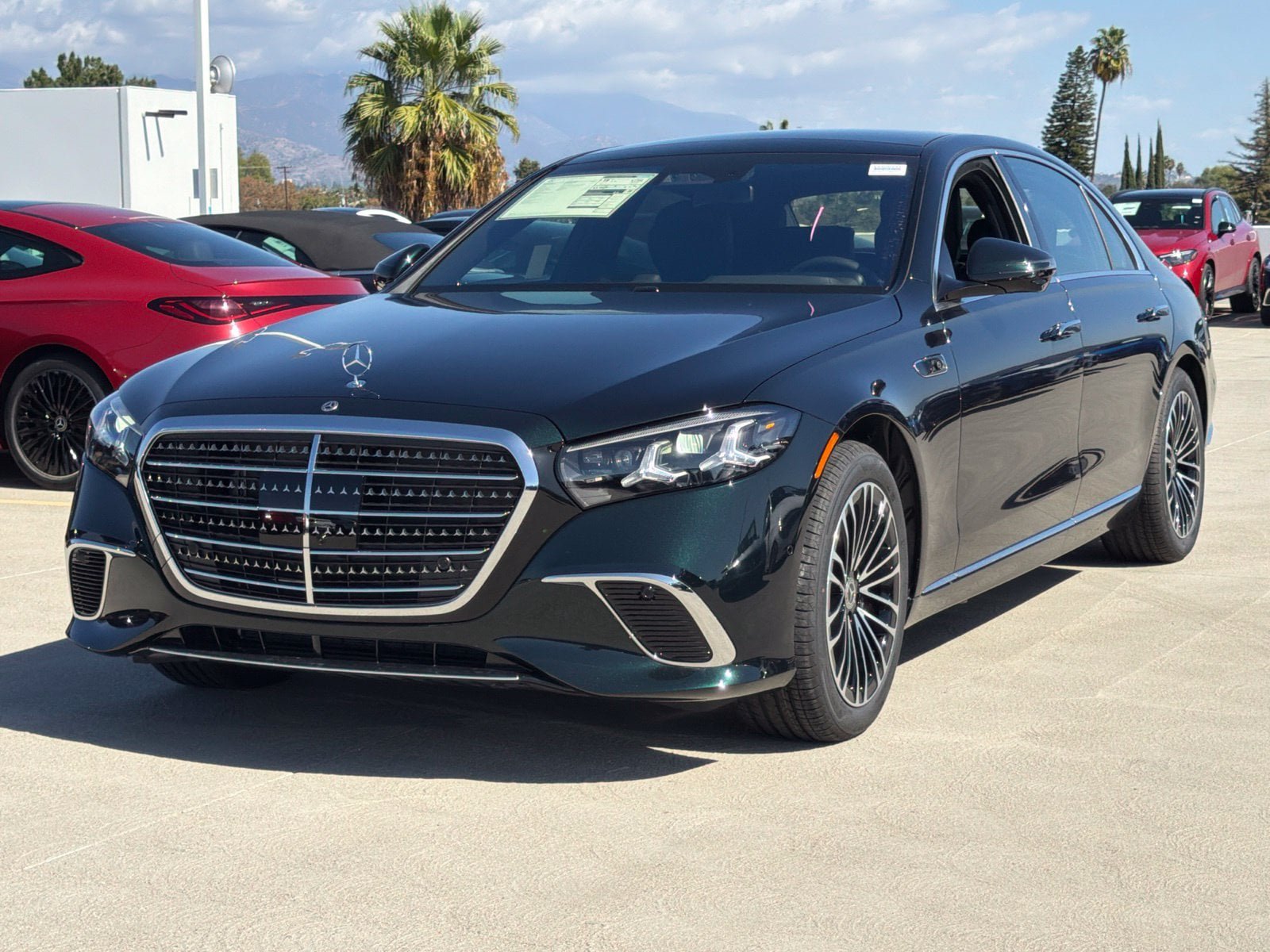 New 2027 Mercedes-Benz S 580 4MATIC Sedan image 4