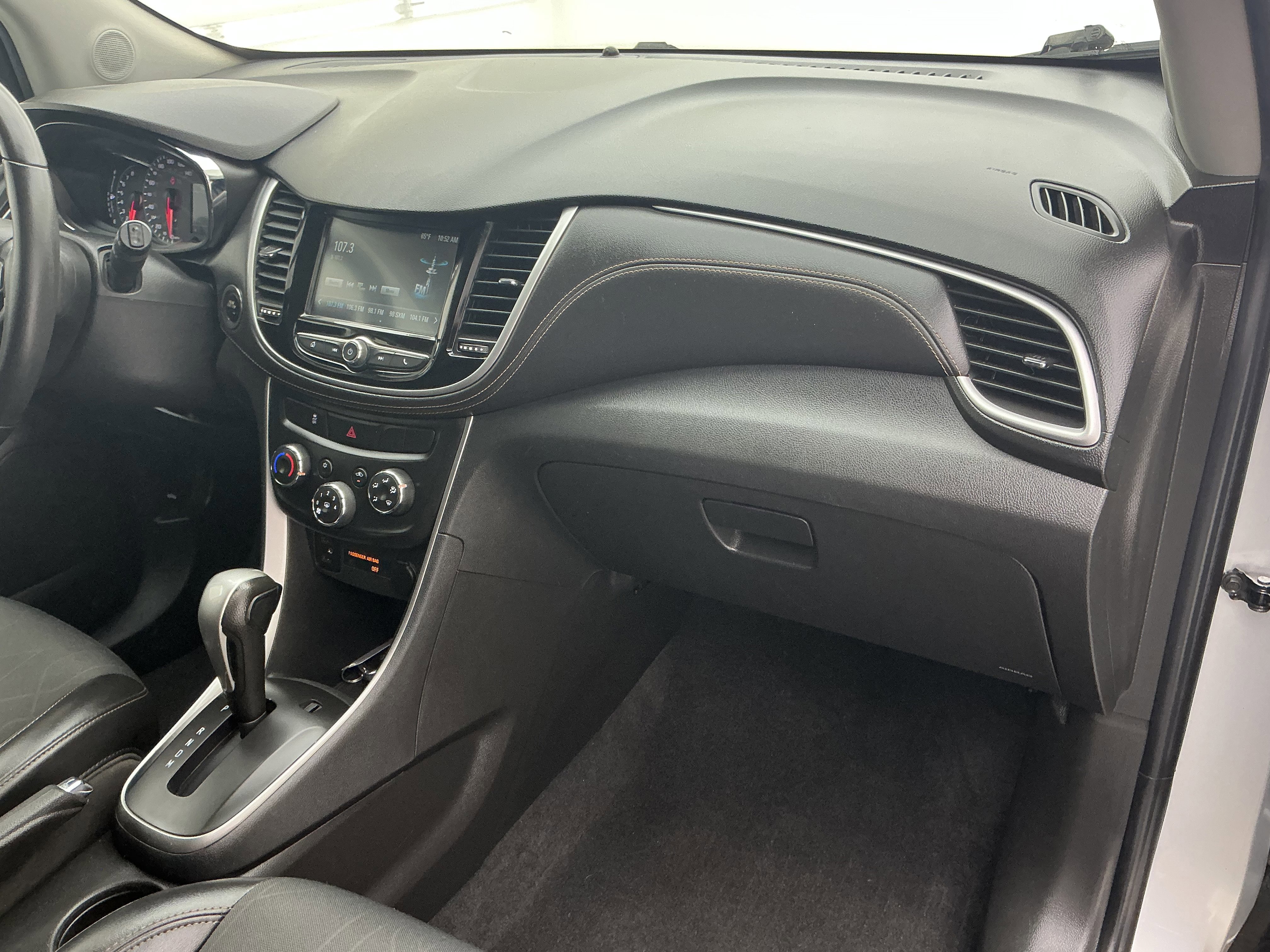 Used 2017 Chevrolet Trax LT w/ LT Convenience Package image 24