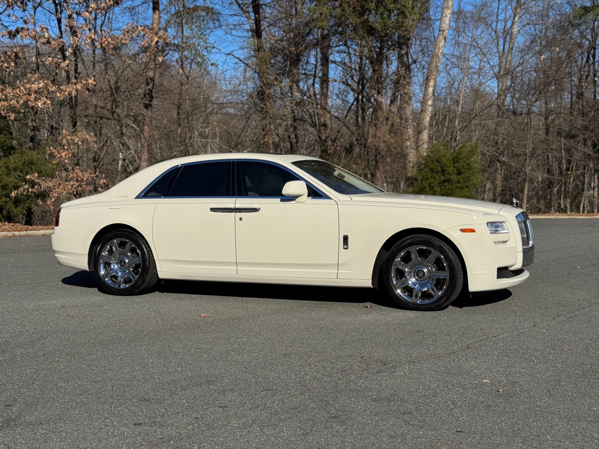 Used 2013 Rolls-Royce Ghost image 14