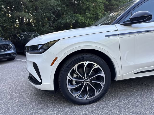 New 2026 Lincoln Nautilus Reserve AWD/4WD image 10