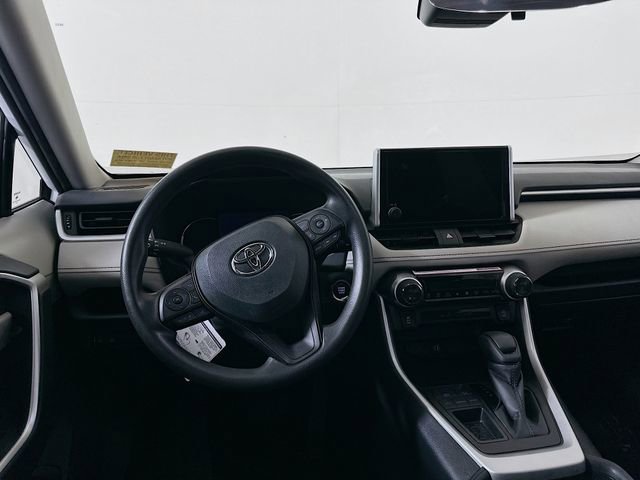 Certified 2024 Toyota RAV4 XLE image 24