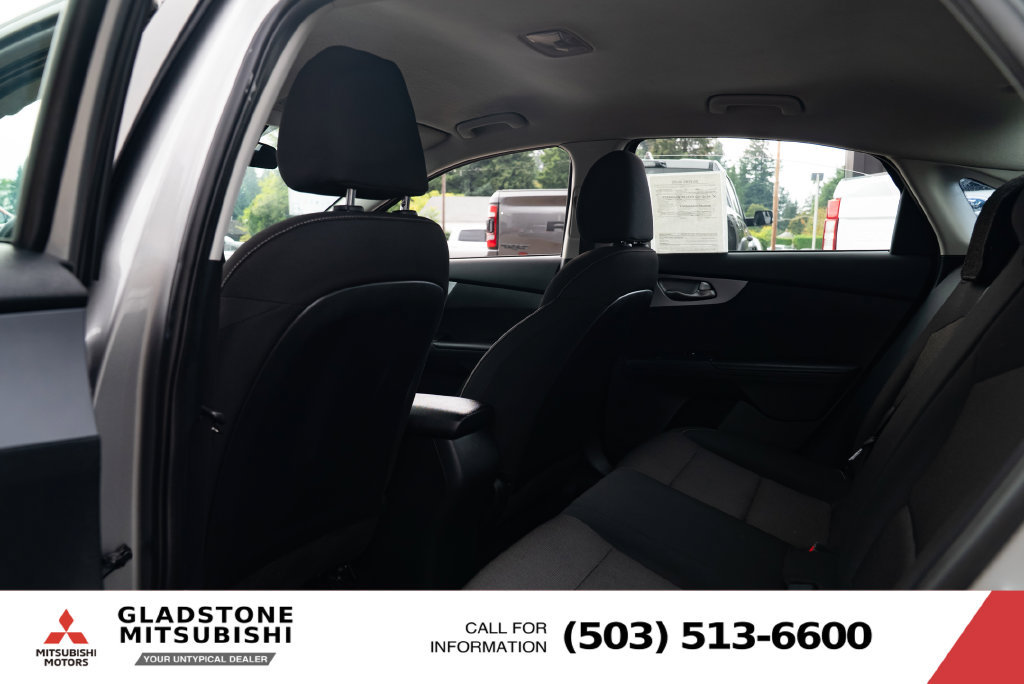 Used 2022 Kia Forte LXS FWD image 21