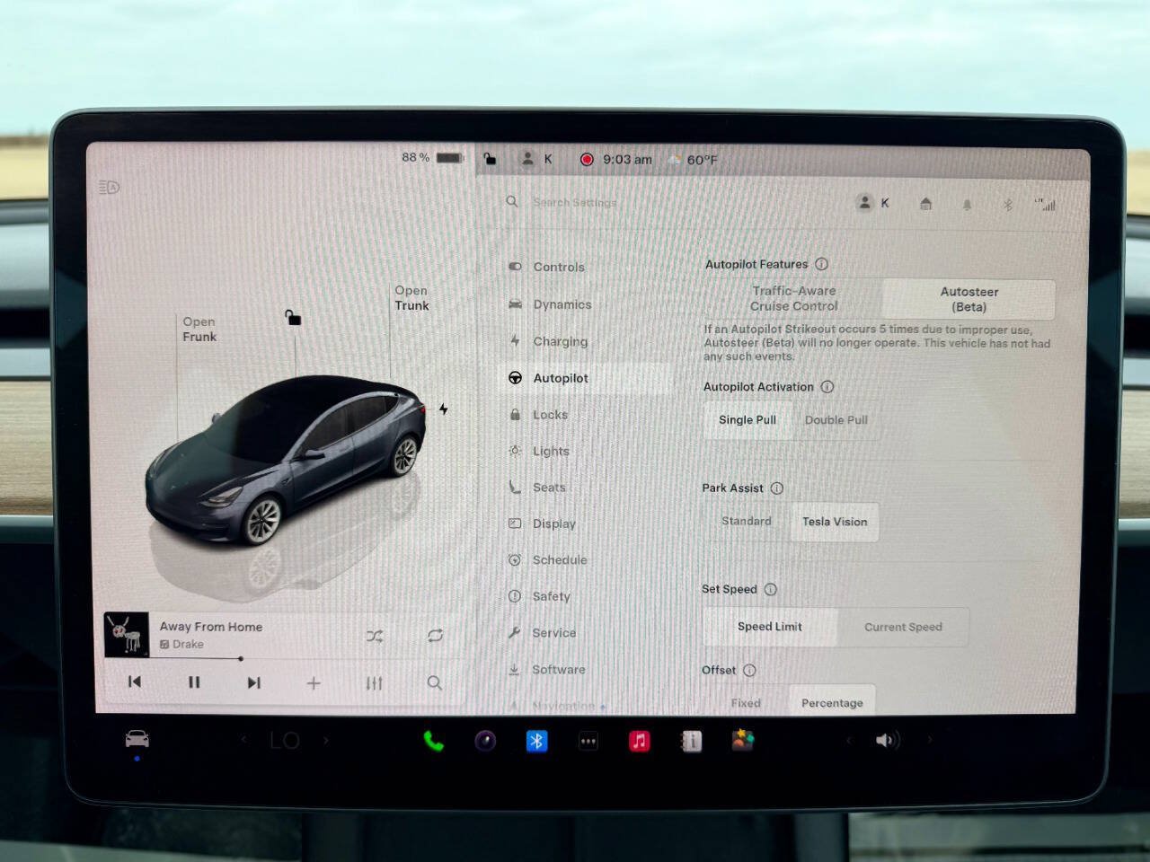 Used 2022 Tesla Model 3 RWD image 13