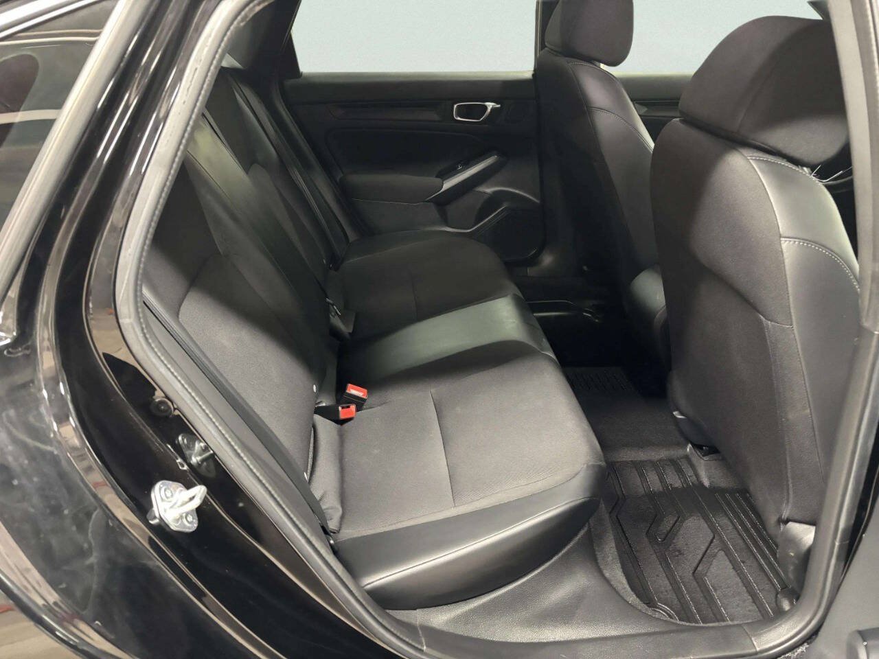 Used 2023 Honda Civic Sport image 19