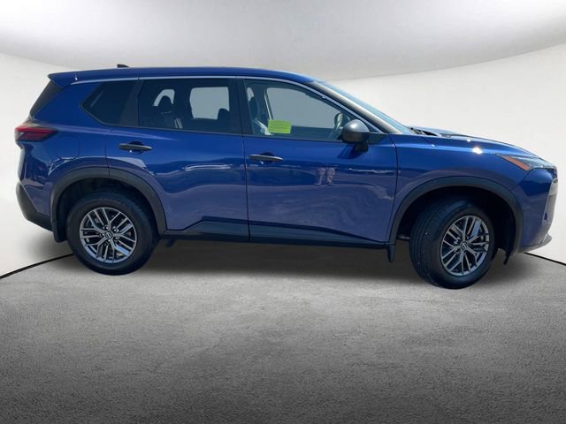 Used 2022 Nissan Rogue S image 15