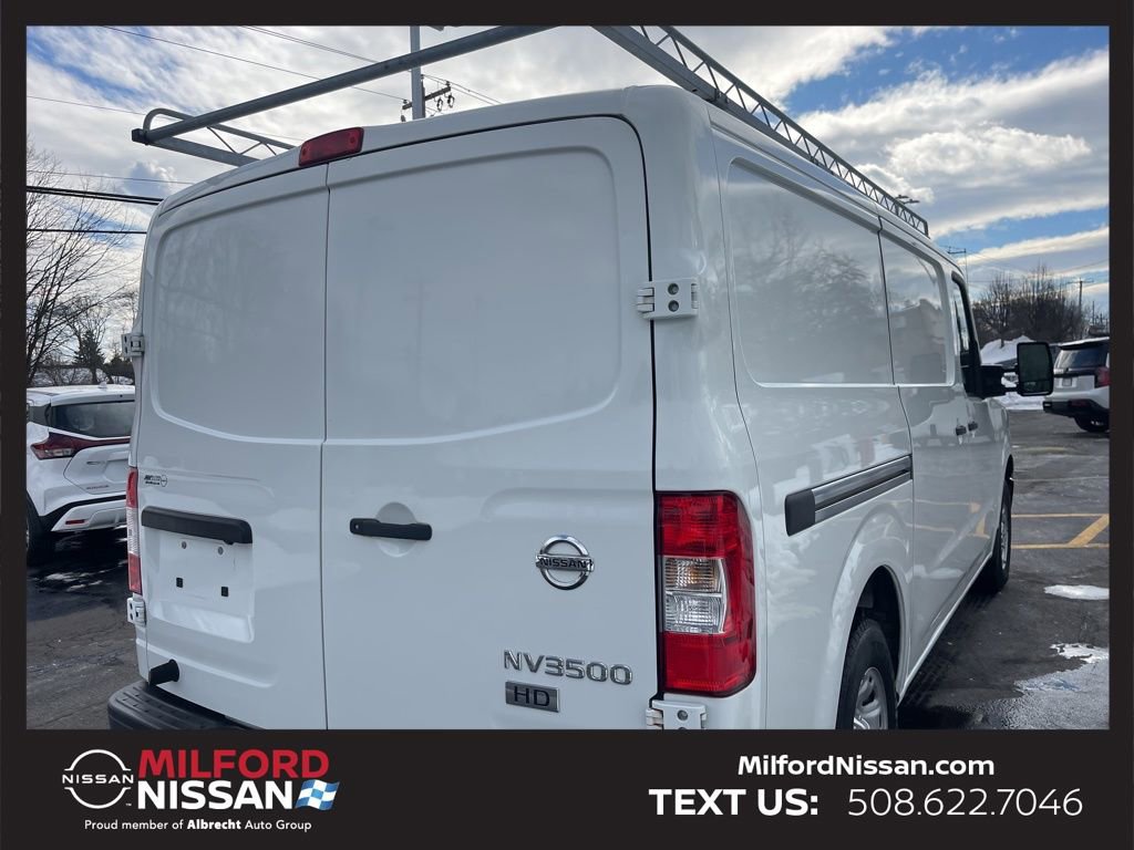Used 2015 Nissan NV 3500 SV w/ Technology Package image 5