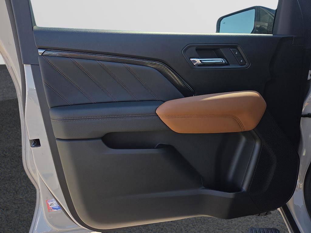 Used 2026 GMC Canyon AT4 AWD/4WD image 10