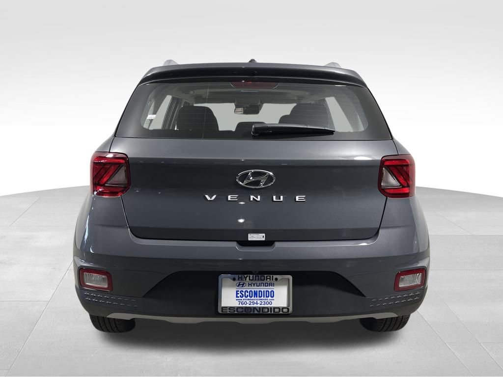 New 2026 Hyundai Venue SEL FWD image 4